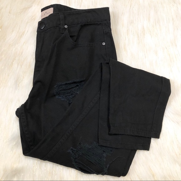 Madeline & Monroe Black Destress Jeans size 30 - Picture 4 of 5